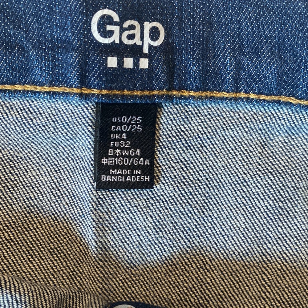 Gap Denim Mini Skirt - Picture 2 of 3